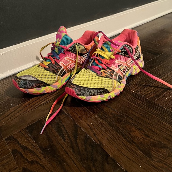 ASICS multicolor running shoes size 6 - Picture 1 of 3